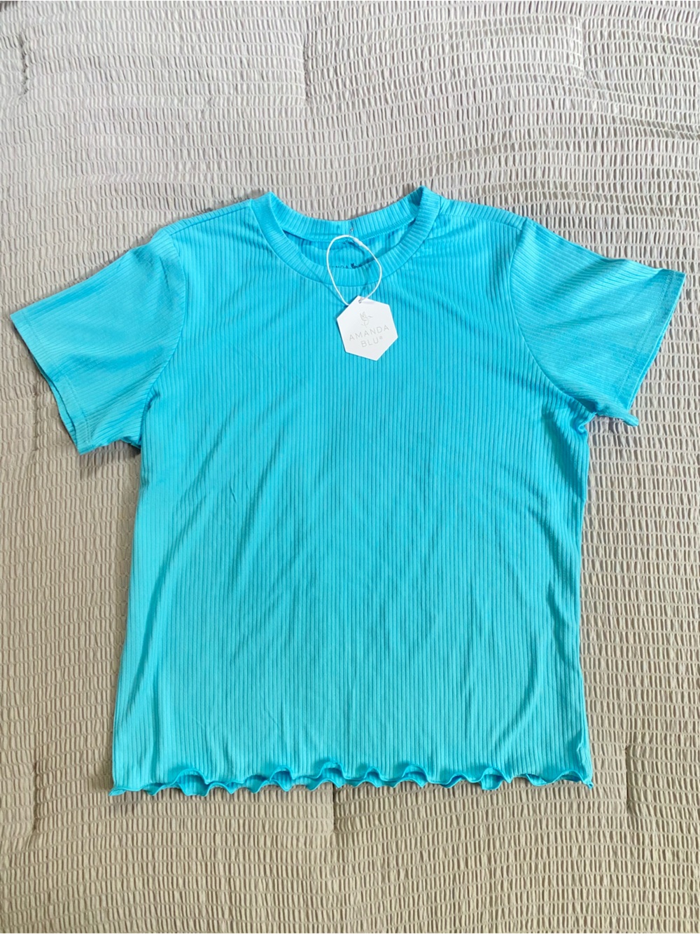 Ribbed Lettuce Trim Short Sleeve Tee in Turquoise Blue - Size: Small